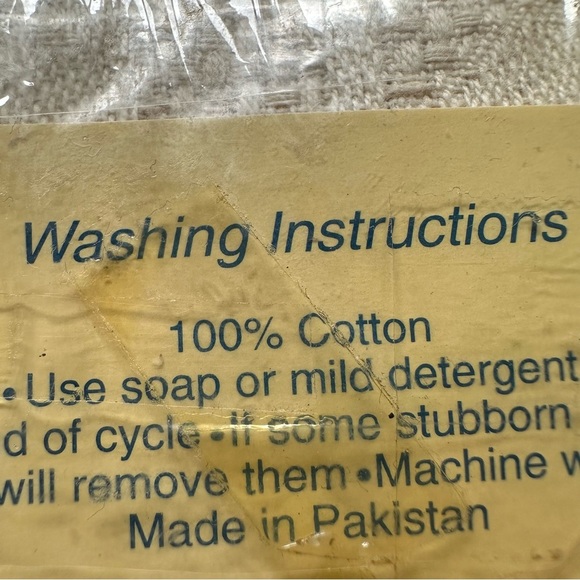 NOS NWT Vintage Yongetex Wood Land Collection 100% Cotton Tablecloth - 70" x 90" - Picture 3 of 10